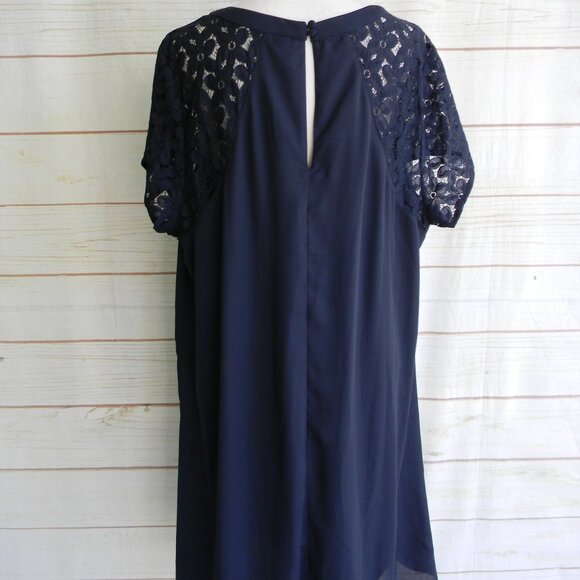 TORRID NAVY BLUE SHORT SLEEVE SHEATH DRESS W/FLORAL LACE SLEEVES SZ 20 20W - Picture 4 of 5